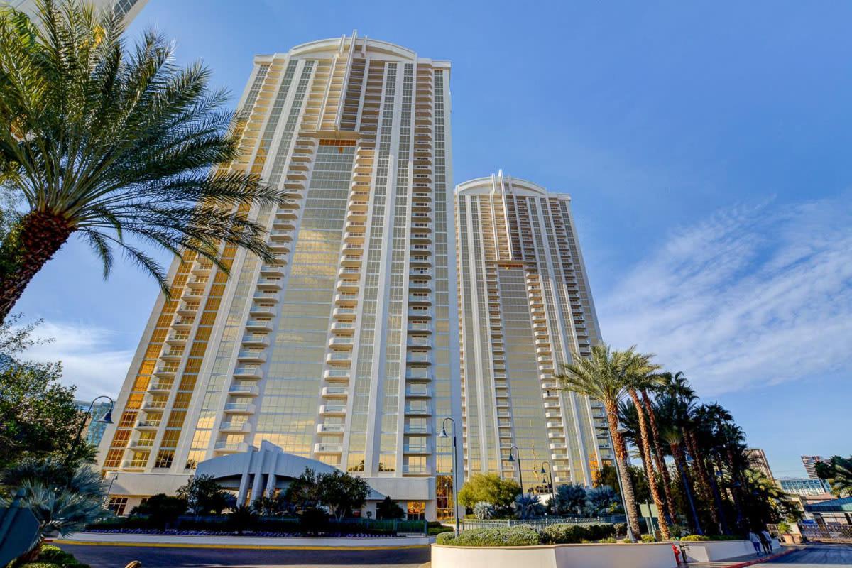 Сasa de vacaciones Mgm Signature-03-821 1br2ba F1 Strip View Balcony